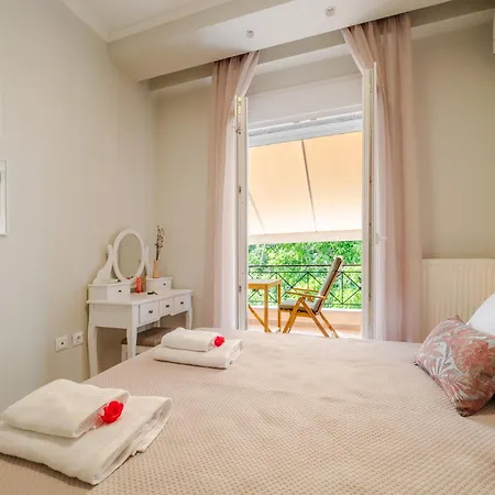 Daire Corfiatis Lux Apartment! *