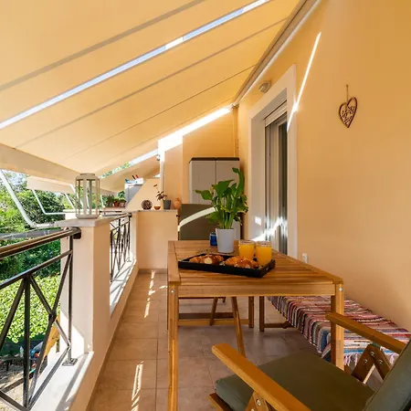 Daire Corfiatis Lux Apartment! Alepou